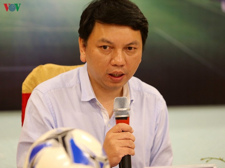 Lãnh đạo VPF và VFF nói gì về việc dừng V-League 2021?